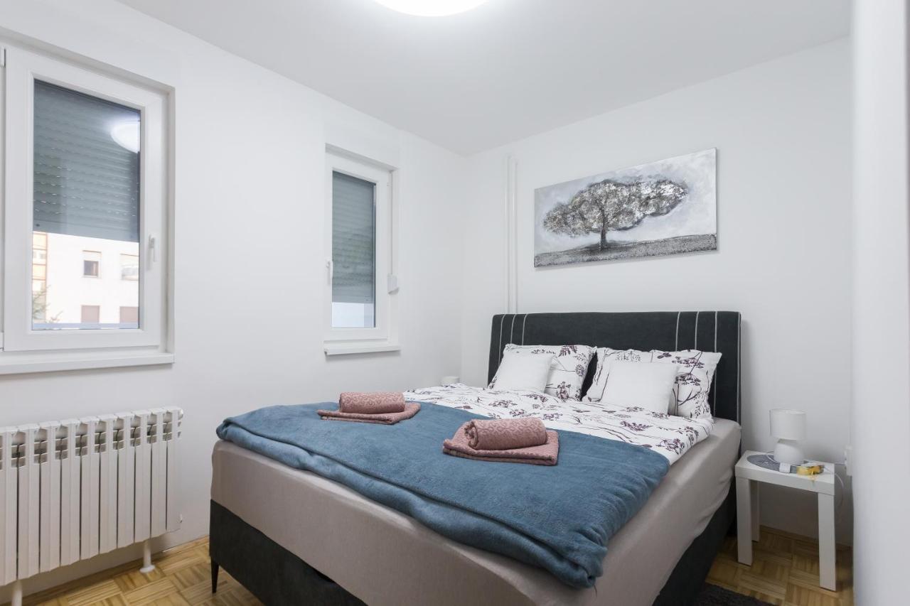Apartman Lariva Όσιγιεκ Εξωτερικό φωτογραφία